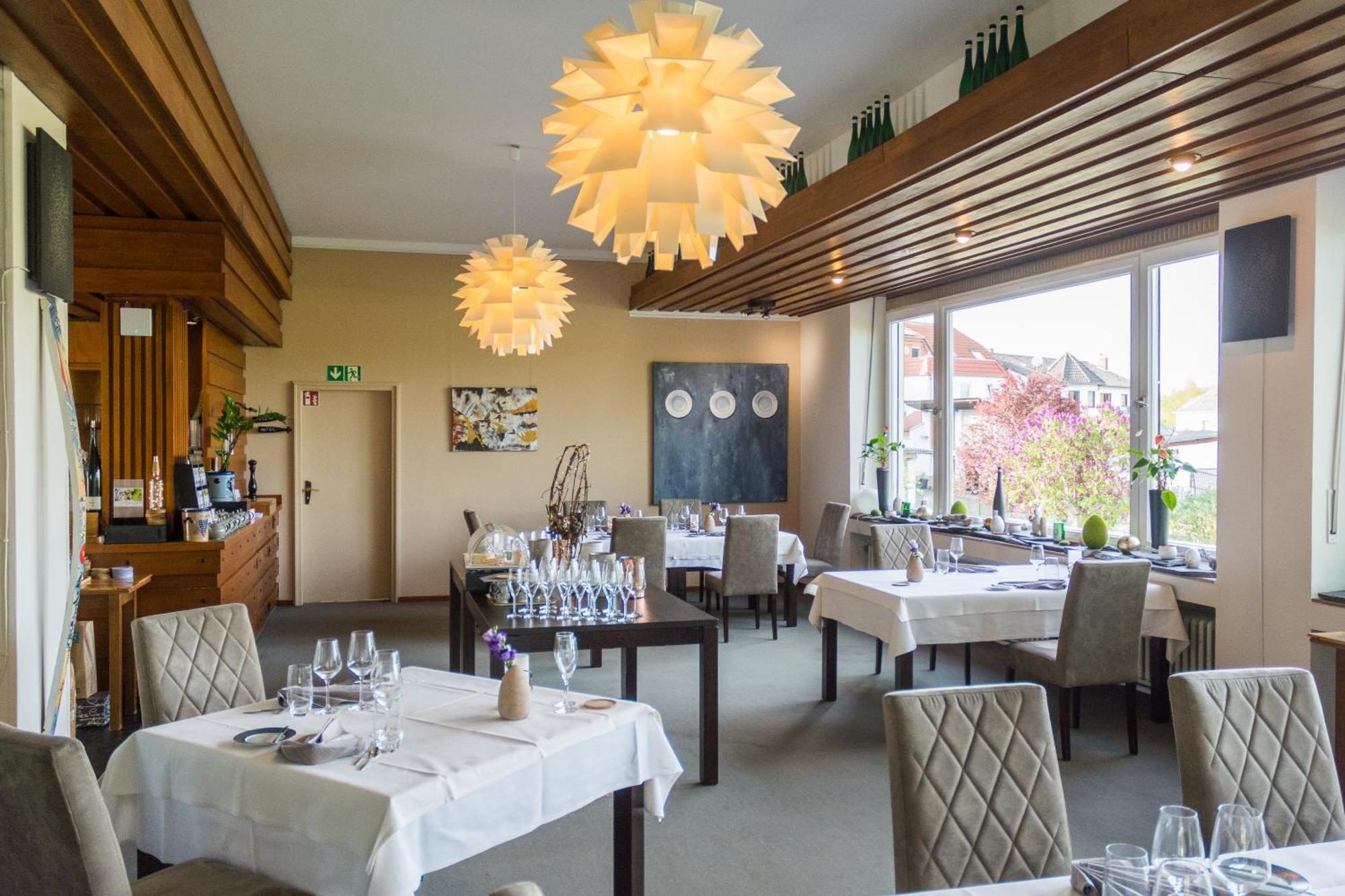 Weinhotel Ayler Kupp Экстерьер фото